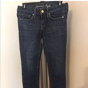 2 Short American Eagle Skinny Jeans